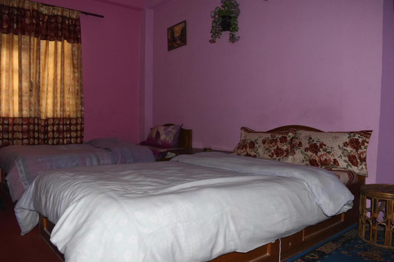 Anmol Guest House Катманду Экстерьер фото